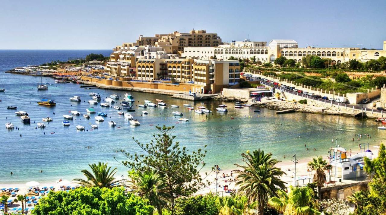 Holiday - Malta Balluta Beach Слима Экстерьер фото